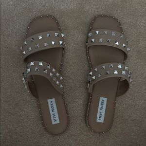 Steve Madden Beige and Silver Studded Sandals